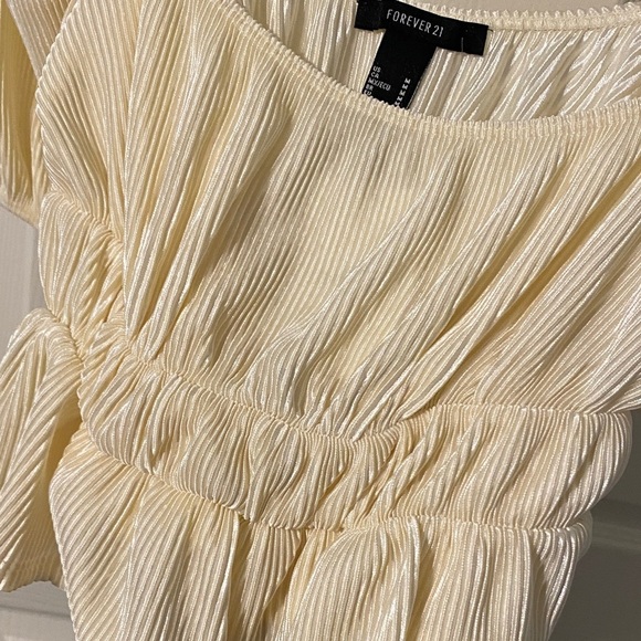 Forever 21 Cream Puff Sleeve Blouse - Picture 5 of 8